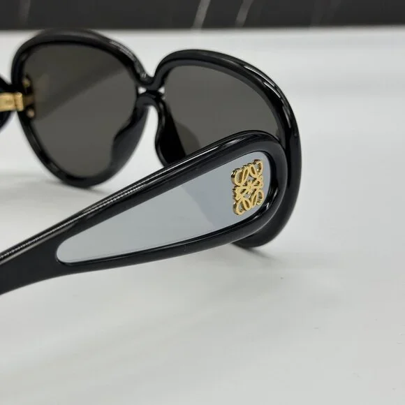 NEW LOEWE LW40132I 01C, LOEWE BLACK SILVER UNISEX SUNGLASSES  display picture 3
